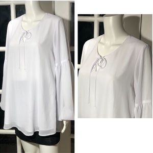 New Show me your Mu Mu white long sleeve tunic